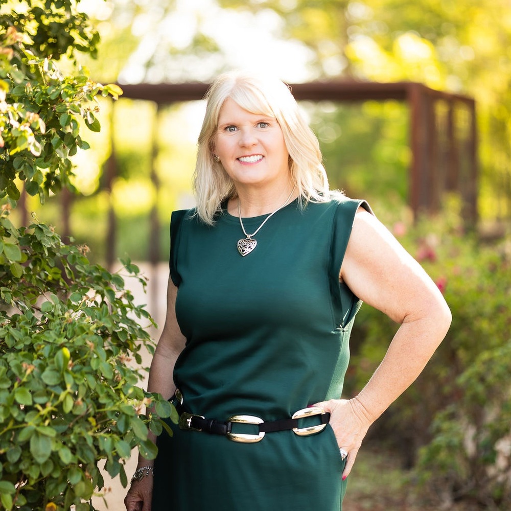 Meet your Posher, Kim